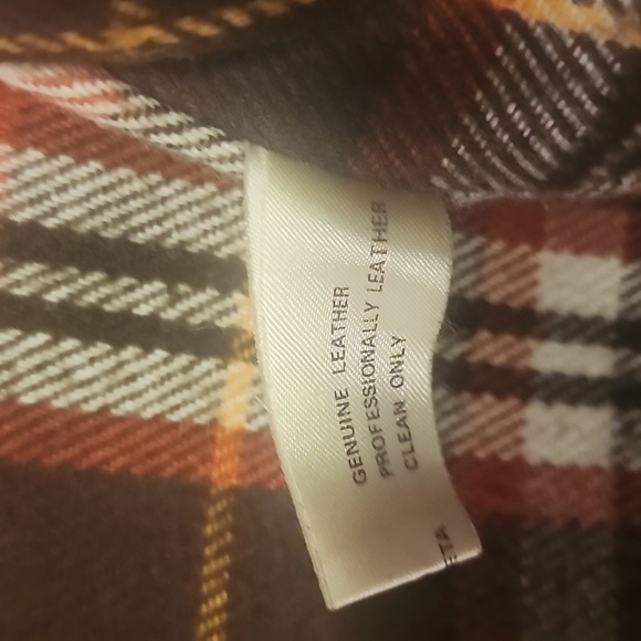 FINAL PRICE DROP! LEATHER JACKET - Picture 10 of 10